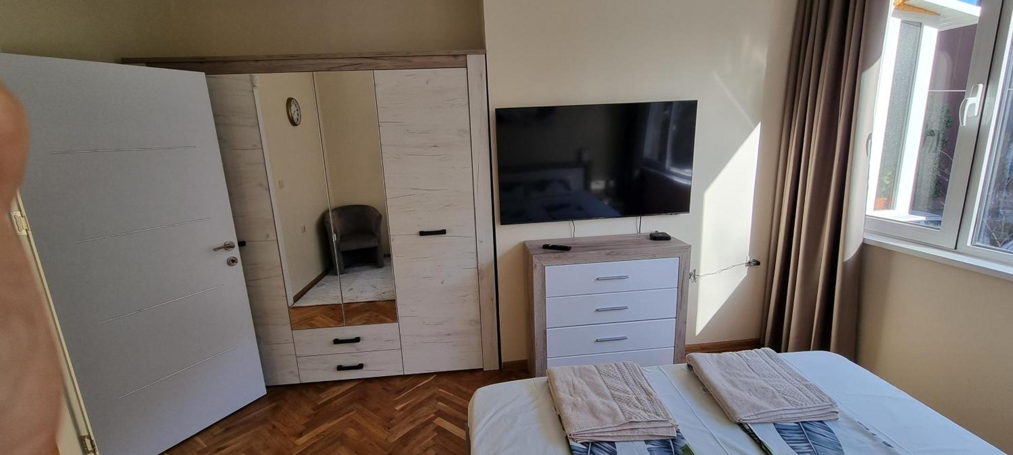 Central Luxe Apartament Mimoza Varna Exterior photo